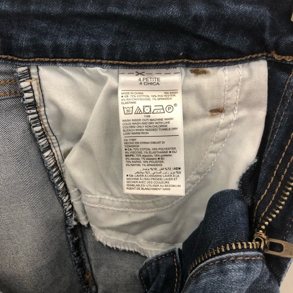 NWOT - Old Navy Rockstar Jeans - Picture 8 of 8